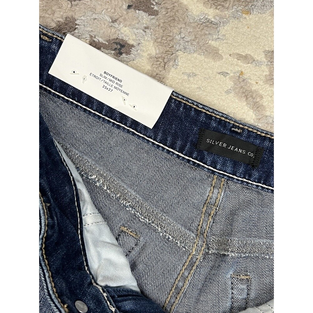 NWT Silver Boyfriend Mid-Rise Slim Fit Distressed Jeans Sz. 25X27 Buckle - Picture 4 of 13